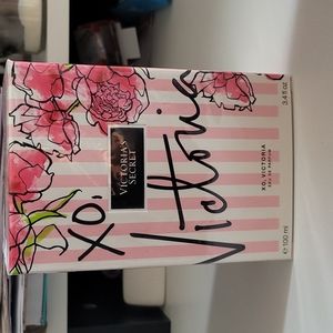 XO Victoria 3.4 FL oz